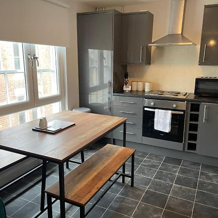 Cosy Two Bedroom Apartment Bishop Auckland Dış mekan fotoğraf
