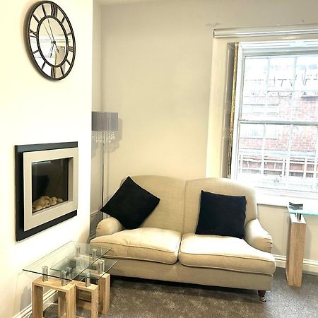 Cosy Two Bedroom Apartment Bishop Auckland Dış mekan fotoğraf