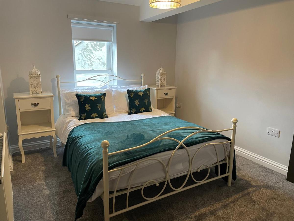 Cosy Two Bedroom Apartment Bishop Auckland Dış mekan fotoğraf